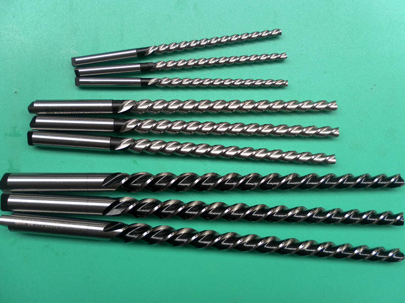 加工中心鉸刀一般能用多長時(shí)間？