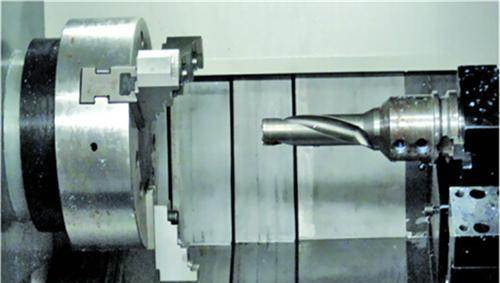 深孔鉆的加工特點,數(shù)控系統(tǒng)特點,深孔機(jī)床的分類